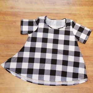Lularoe Black and White Check Perfect T 3XL